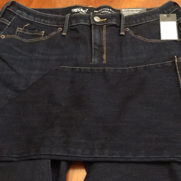 Two available - Picture 5 of 6